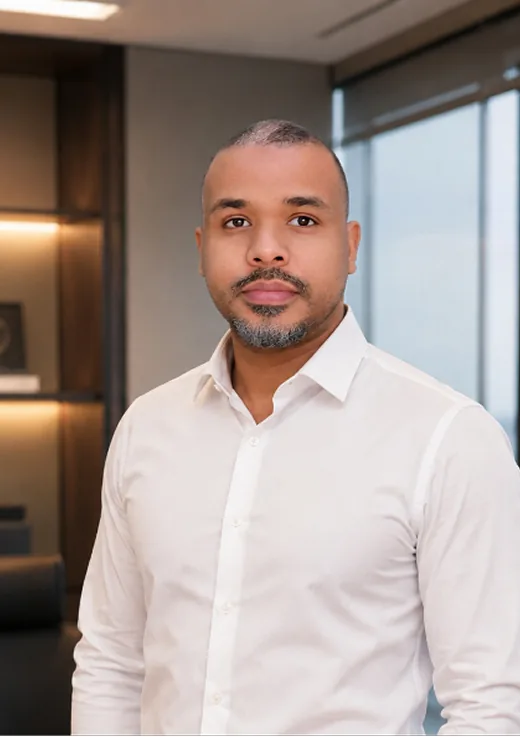 Portrait of Mohamed Kabashi, Chief Operating Officer at SITT