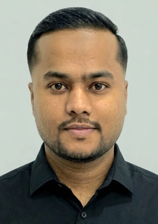Portrait of Mohamed Rakib, Service Worker at SITT